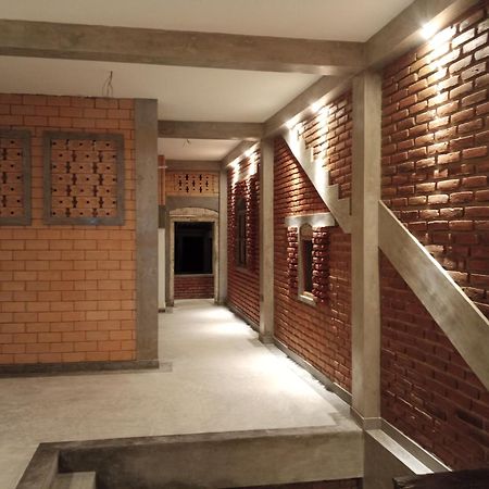 Hotel The Brick Wonder Habaraduwa Central Exterior foto