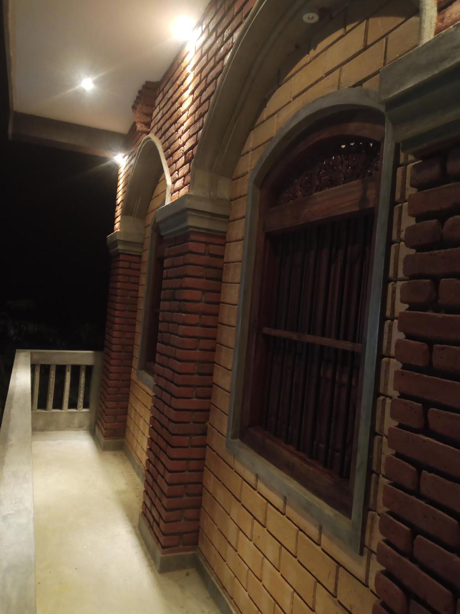 Hotel The Brick Wonder Habaraduwa Central Exterior foto