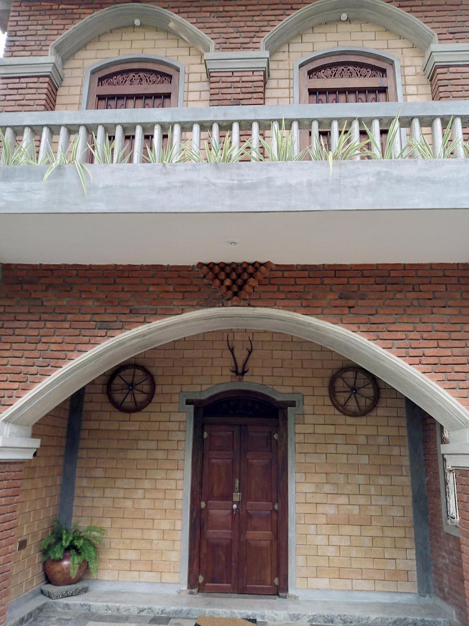 Hotel The Brick Wonder Habaraduwa Central Exterior foto